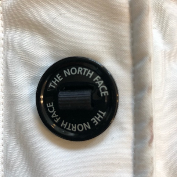 North Face - Polar White Jacket - Medium - Picture 4 of 5